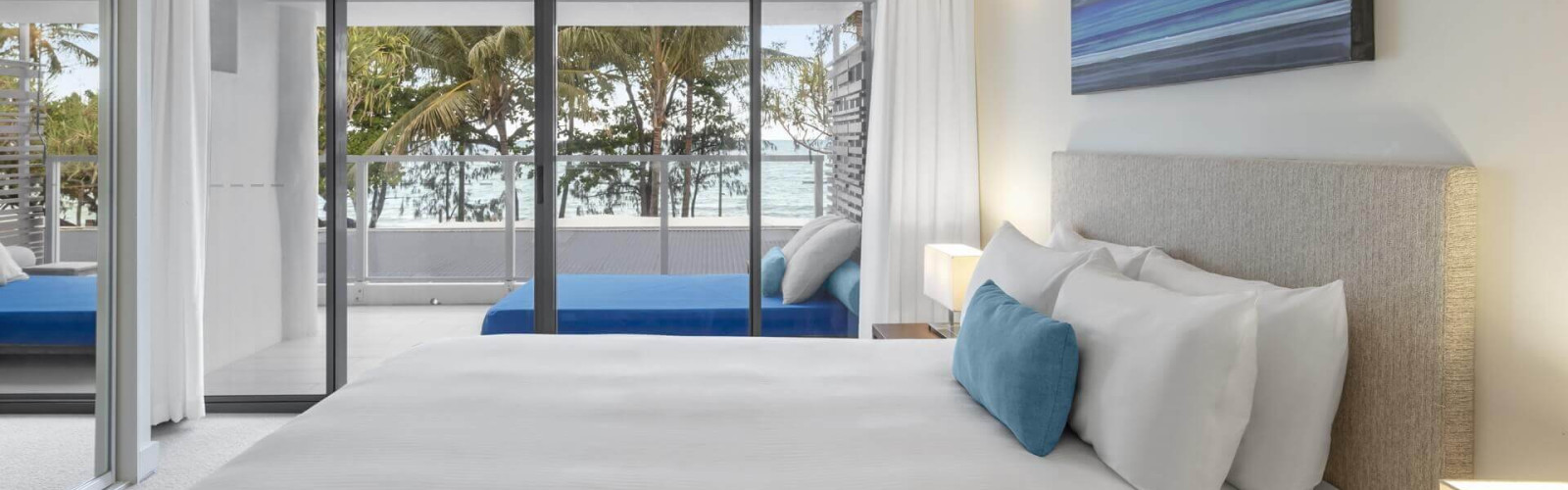 drift_1-bed-ocean_bedroom_resized.jpg